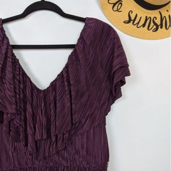 OML Deep Purple Plisse Pleat Flutter Sleeve Dress M Cocktail Party Wedding - Picture 6 of 10